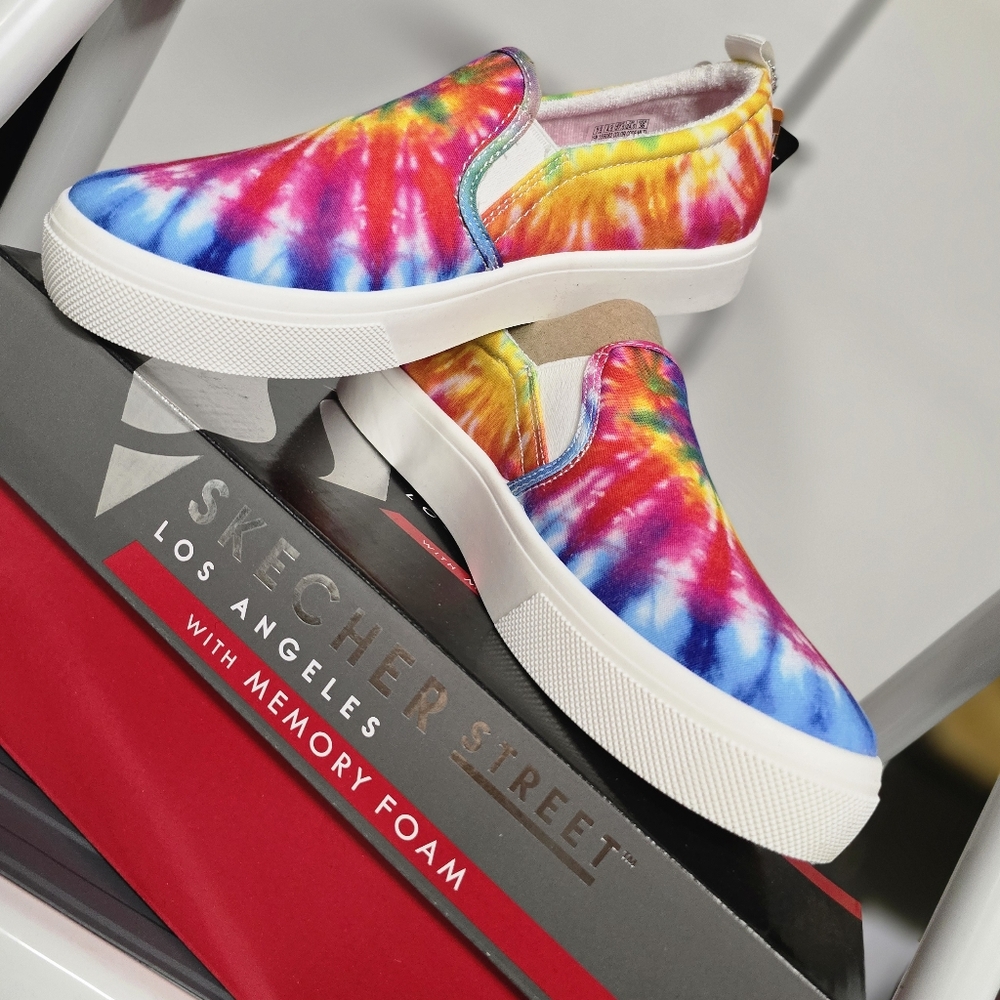 Skechers slip ons